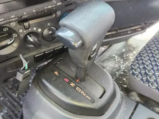 Picture of (Used) 2024 Isuzu NRR, AUTOMATIC SHIFTER ASSEMBLY
