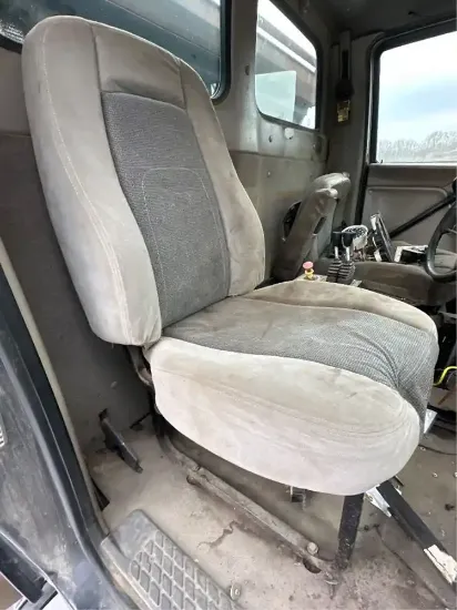 Picture of (Used) 2004 Sterling L9500, SEAT