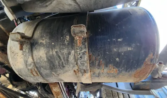 Picture of (Used) 2009 Mack CXU612, AIR TANK (3)
