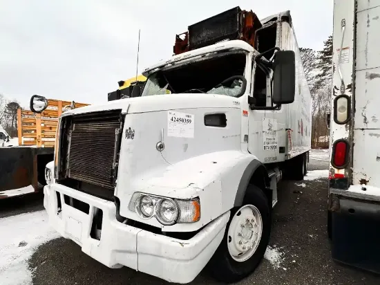 Picture of 2009-volvo-vhd-truck-delivery