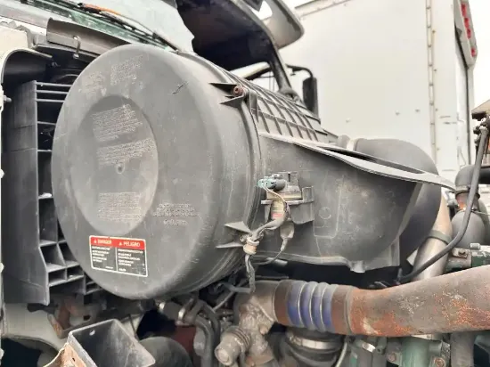 Picture of (Used) 2009 Volvo VHD, AIR CLEANER