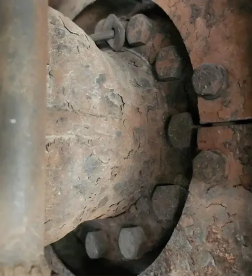 Picture of (Used) 2010 International 4400, DIFFERENTIAL HUBS