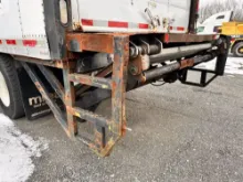 Picture of (Used) 2009 Volvo VHD, POWER LIFT GATE