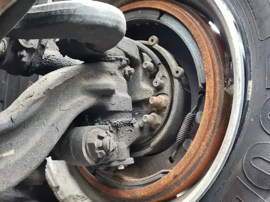 Picture of (Used) 2017 Kenworth T370, FRONT SPINDLE/KNUCKLE- 
