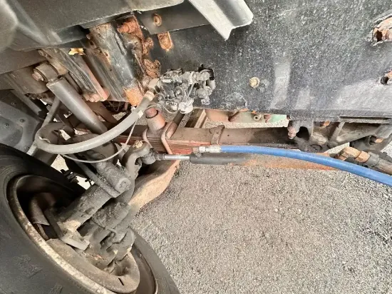 Picture of (Used) 2009 Volvo VHD, FRONT LEAF SPRINGS