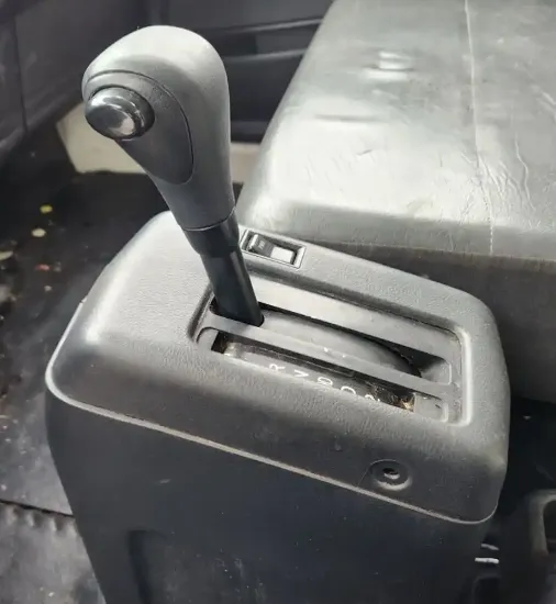 Picture of (Used) 2015 Hino 268, AUTOMATIC SHIFTER ASSEMBLY