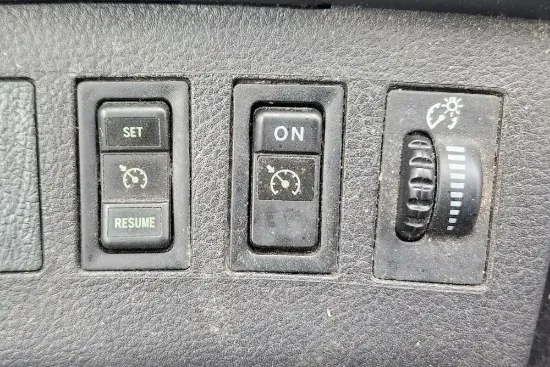 Picture of (Used) 2015 Hino 268, MISCELLANEOUS DASH SWITCHES