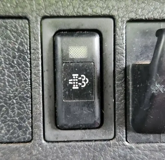 Picture of (Used) 2015 Hino 268, MISCELLANEOUS DASH SWITCHES