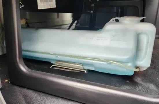 Picture of (Used) 2015 Hino 268, WASHER BOTTLE