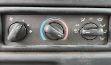 Picture of (Used) 2000 Ford F-750, TEMPERATURE CONTROL ASSEMBLY
