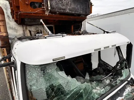 Picture of (Used) 2009 Volvo VHD, EXTERIOR SUN VISOR