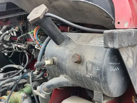 Picture of (Used) 2017 Kenworth T370, RADIATOR OVERFLOW BOTTLE