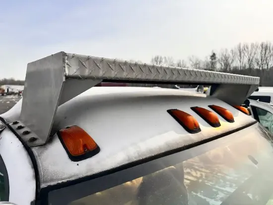 Picture of (Used) 1997 Chevrolet C7500, EXTERIOR SUN VISOR