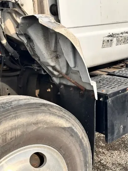 Picture of (Used) 1997 Chevrolet C7500, FENDER EXTENSION