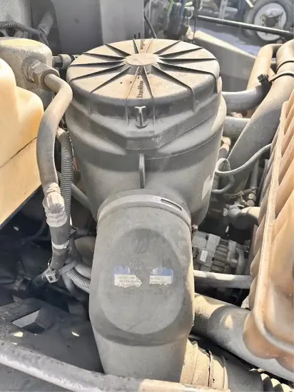 Picture of (Used) 1997 Chevrolet C7500, AIR CLEANER