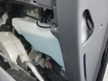 Picture of (Used) 2019 Isuzu NPR-HD, WASHER BOTTLE