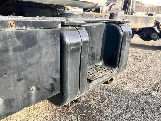 Picture of (Used) 1997 Chevrolet C7500, FUEL TANK