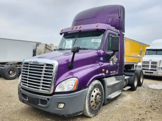 Picture of 2017-freightliner-cascadia-125-truck-tractor