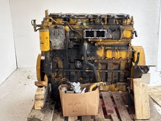 Picture of (Core) Engine Does Turn 360 Degrees Complete, 2004 Caterpillar C7, ENGINE ASSEMBLY