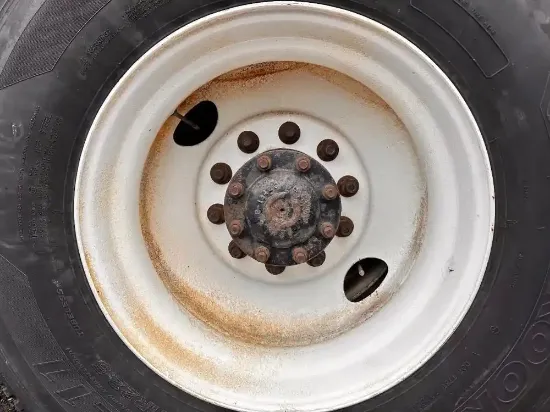 Picture of (Used) 2007 Freightliner M2 106, DIFFERENTIAL HUBS