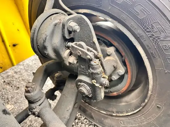 Picture of (Used) 2007 Freightliner M2 106, FRONT SPINDLE/KNUCKLE