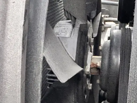 Picture of (Used) 2005 Chevrolet C4500, FAN CLUTCH