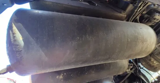 Picture of (Used) 2015 Volvo VNL, AIR TANK (3)