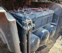 Picture of (Used) 2015 Volvo VNL, BATTERY BOX