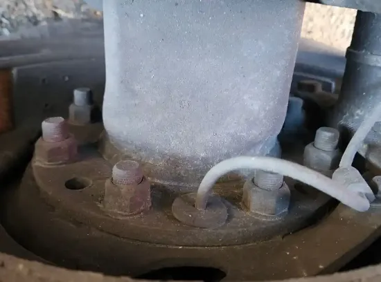 Picture of (Used) 2015 Volvo VNL, FRONT DIFFERENTIAL HUBS