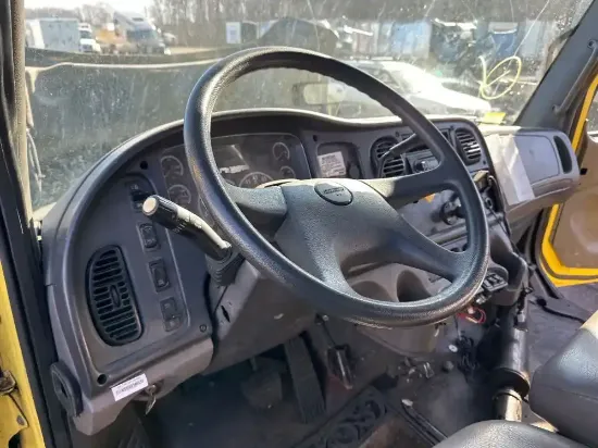 Picture of (Used) 2007 Freightliner M2 106, DASH ASSEMBLY