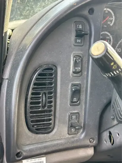 Picture of (Used) 2007 Freightliner M2 106, MISCELLANEOUS DASH SWITCHES