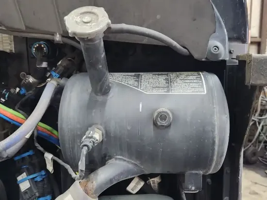 Picture of (Used) 2021 Kenworth T370, RADIATOR OVERFLOW BOTTLE
