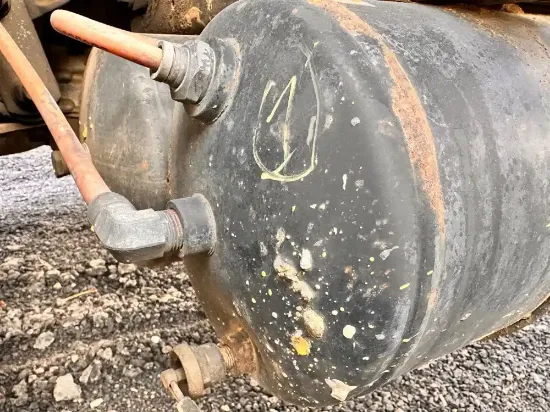Picture of (Used) 2010 International 4300, AIR TANK (1)