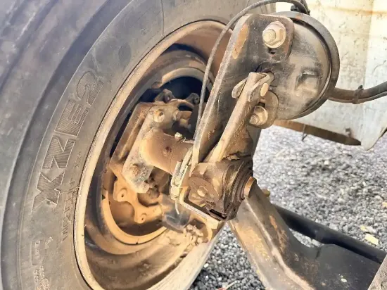Picture of (Used) 2010 International 4300, FRONT SPINDLE/KNUCKLE