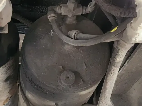 Picture of (Used) 2017 Western Star 4700, AIR TANK (3)