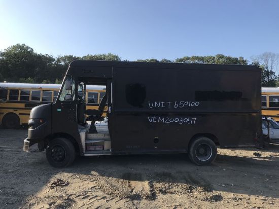 Picture of 2001-freightliner-mt55-chassis-truck-