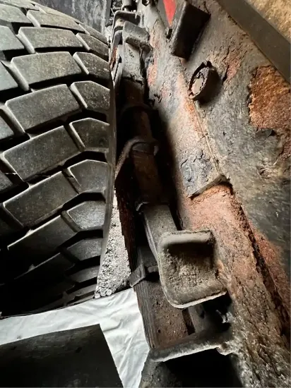 Picture of (Used) 2002 International 4900, REAR LEAF SPRINGS- 