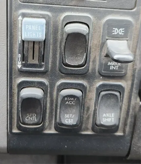 Picture of (Used) 2007 Sterling SC8000 Cargo, MISCELLANEOUS DASH SWITCHES