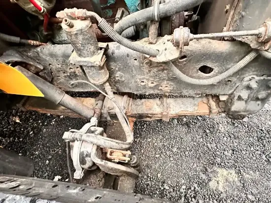 Picture of (Used) 2002 International 4900, FRONT LEAF SPRINGS- 