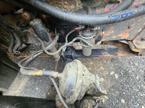 Picture of (Used) 2007 Freightliner Columbia 120, FRONT LEAF SPRINGS