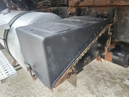Picture of (Used) 2012 Freightliner 114SD, BATTERY BOX COVER