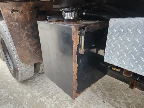 Picture of (Used) 2012 Freightliner 114SD, HYDRAULIC TANK