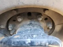 Picture of (Used) 2020 Western Star 4900 FA, FRONT DIFFERENTIAL HUBS