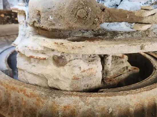 Picture of (Used) 2017 Mack GU813, REAR DIFFERENTIAL HUBS