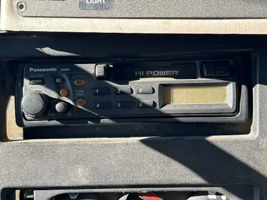 Picture of (Used) 2002 International 4900, RADIO