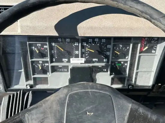 Picture of (Used) 2002 International 4900, INSTRUMENT CLUSTER