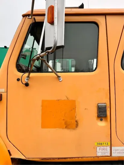Picture of (Used) 2002 International 4900, DOOR- 