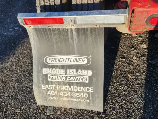 Picture of (Used) 2007 Freightliner Columbia 120, REAR QUARTER FENDER