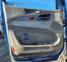 Picture of (Used) 2021 Peterbilt 579, INTERIOR DOOR PANEL