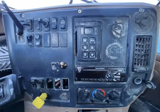 Picture of (Used) 2017 Mack GU813, MISCELLANEOUS DASH SWITCHES